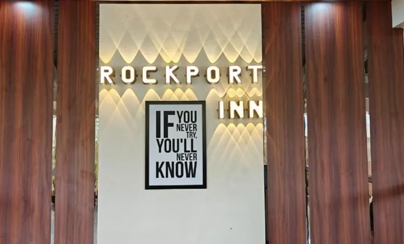 Hotel Rock Port Inn