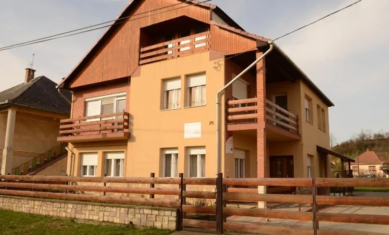 Hutasori Guesthouse