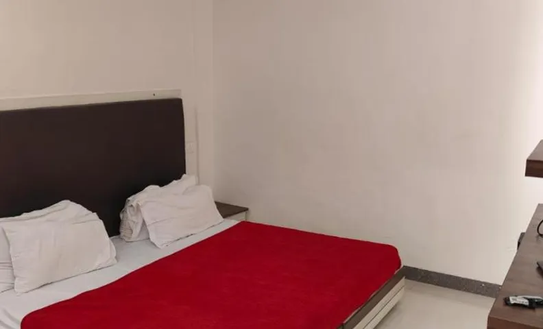 Hotel Palace View, Arki
