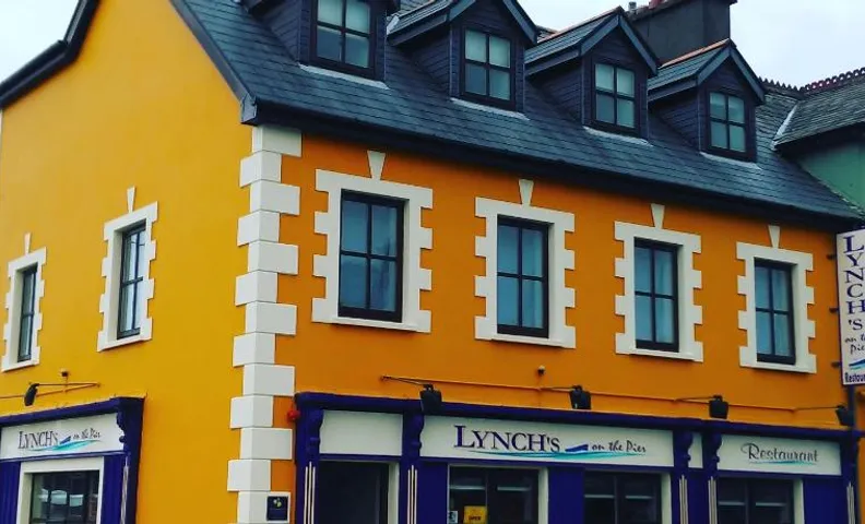 Lynch's on the Pier