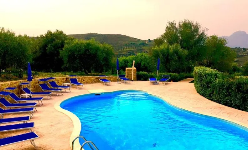 Villa Cattleya