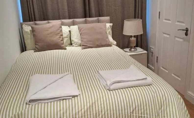 The Greenwood Guest Room
