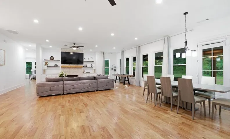 New Luxury Home 4BR 4BA in Lawrenceville near Atlanta
