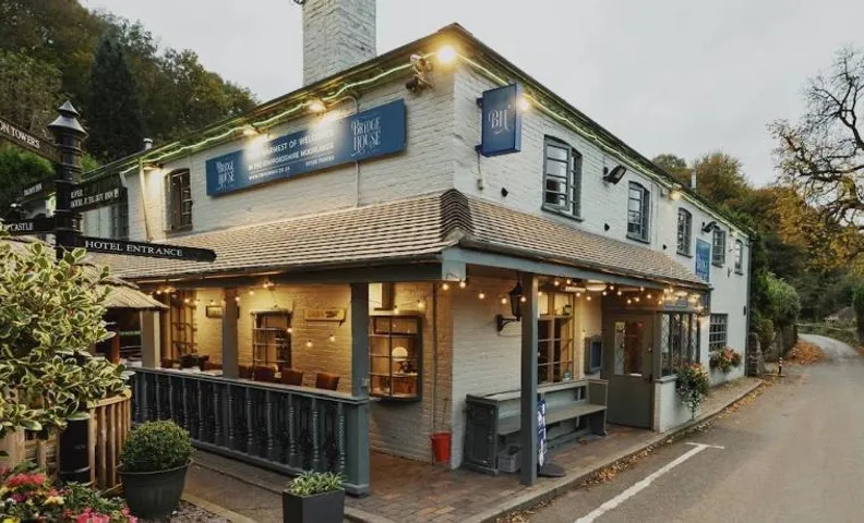 The Bridge House Restaurant and Hotel