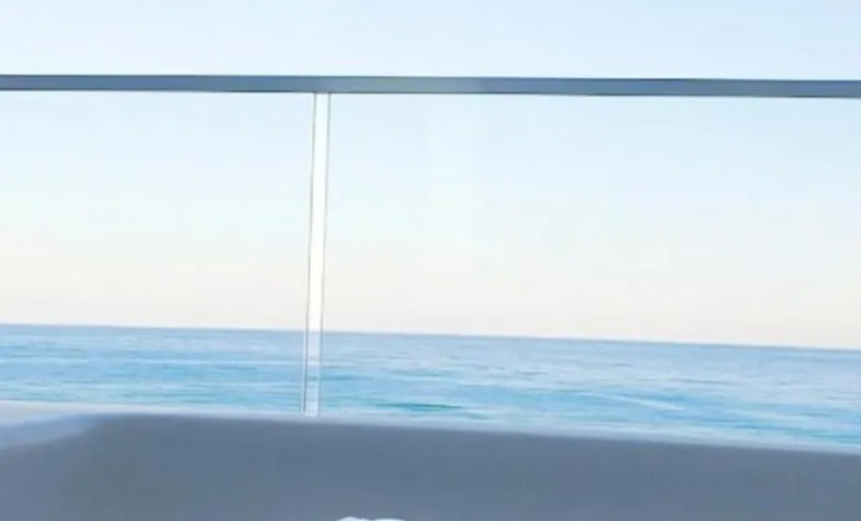 Pnoé Sea View Suites