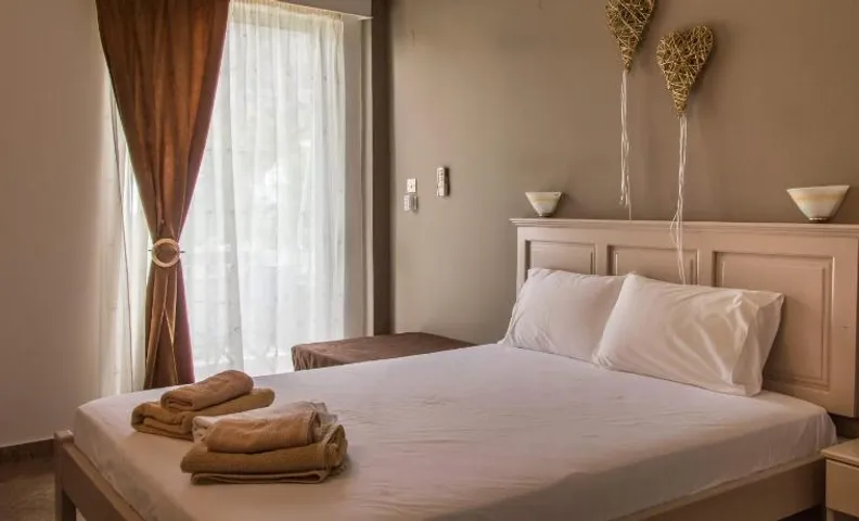 Maltezos Rooms