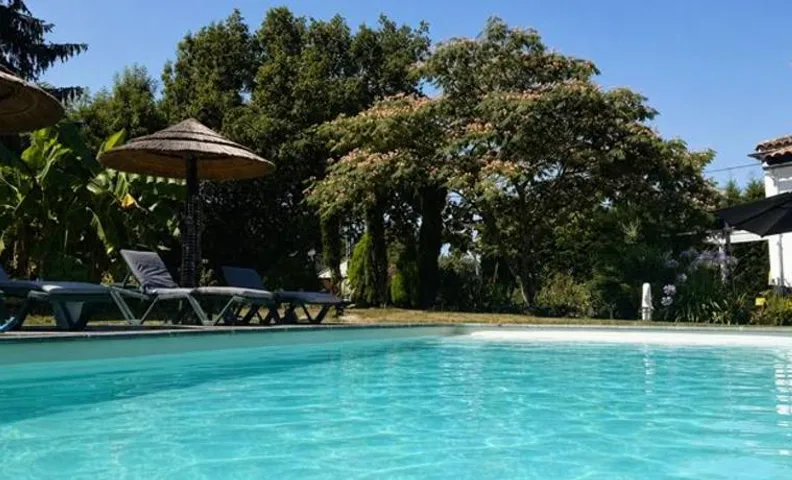 Le Mas des Vignes Chambres d hôtes et Suite en Vendée piscine chauffée