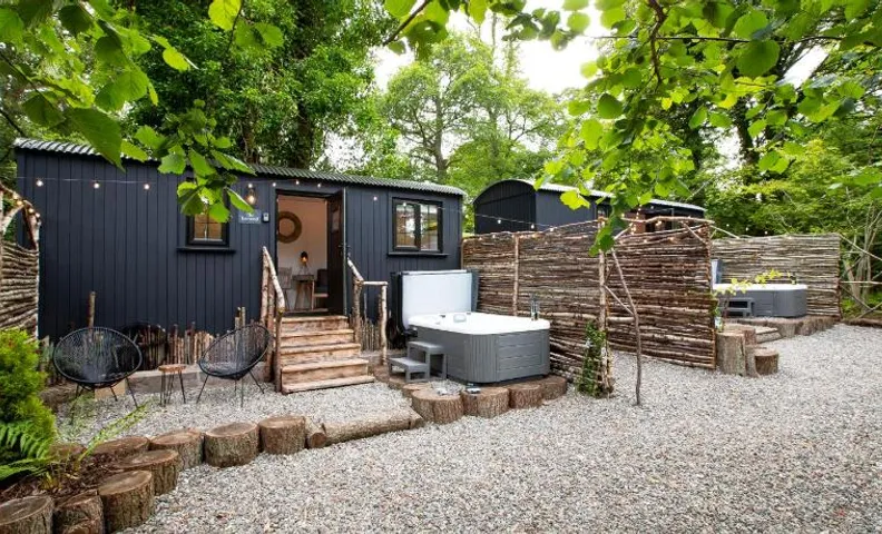 The Mar Huts - The Lomond Hut