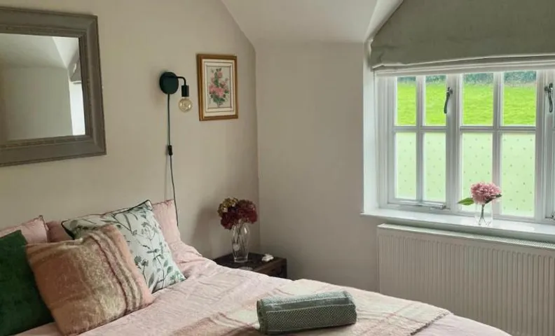 Cottage Guest House Nr Cheltenham on Cotswold Edge