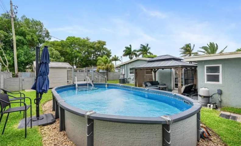 Family 3BR with Pool l Game Room l Walk to Water Park