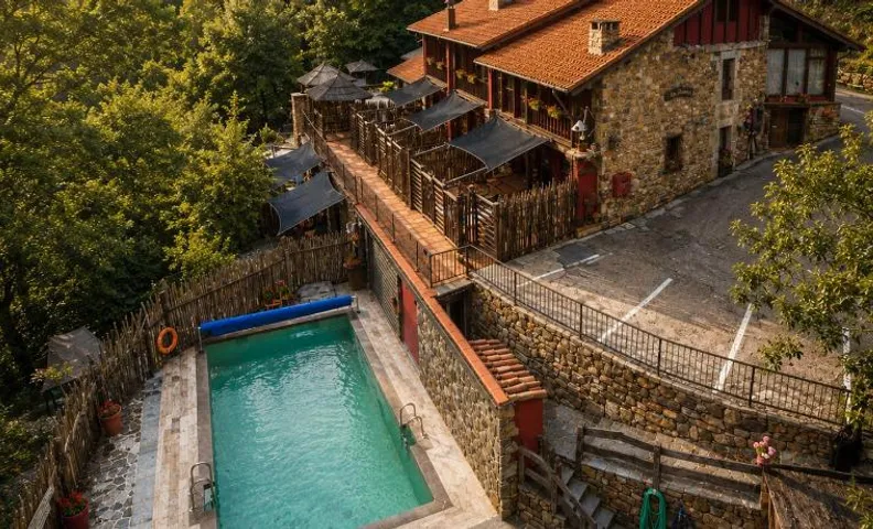 Apartamentos Rurales & Spa La Bárcena