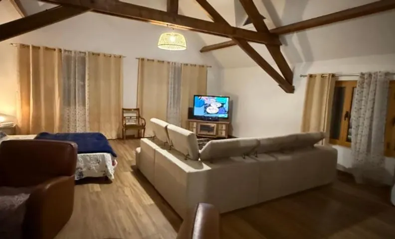 Chambre dans une Ecurie