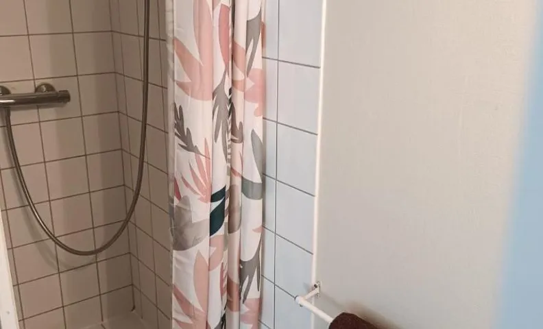 Maison atypique, quartier très calme, à Amiens