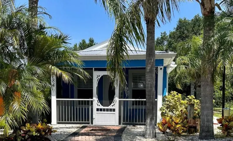Cozy Oasis Charming 1 Bedroom Casita
