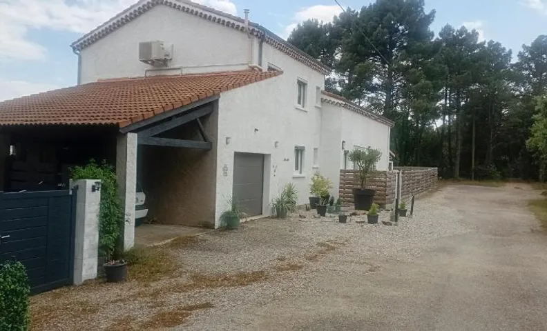 La maison des pins