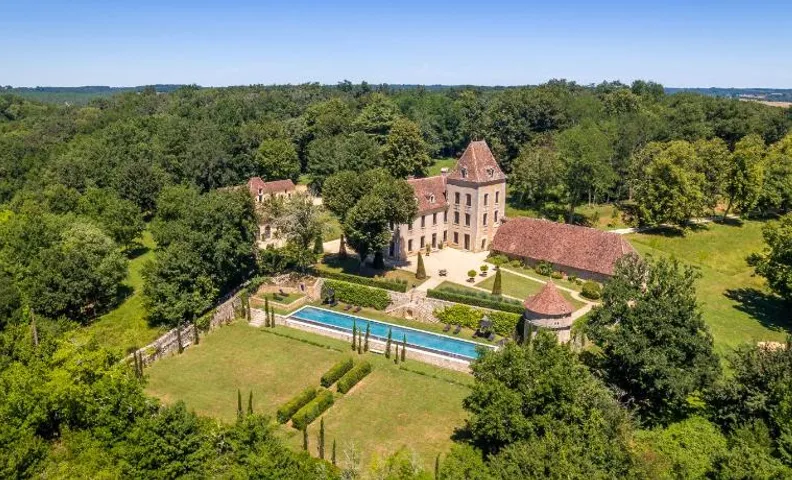 CHATEAU DE LASCOUPS