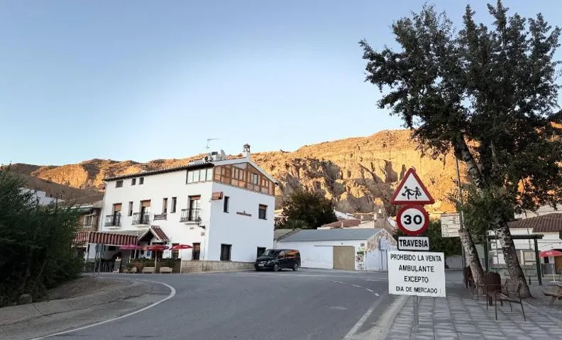 HOTEL LOS GUILOS