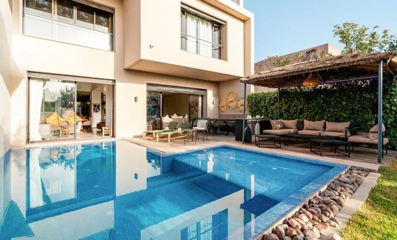 Entire Modern Villa I Pool I Rooftop Terrace I Golf
