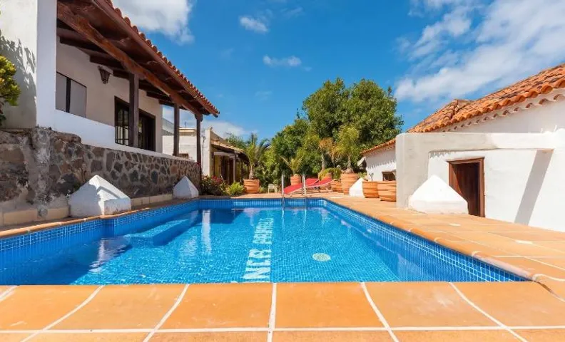 Welcoming house with pool in San Cristóbal - 85 m²