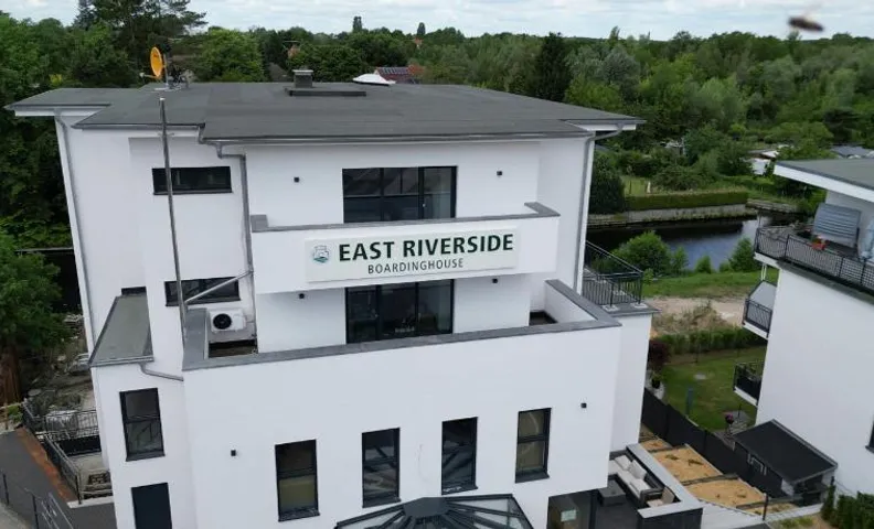 East-Riverside Boardinghouse