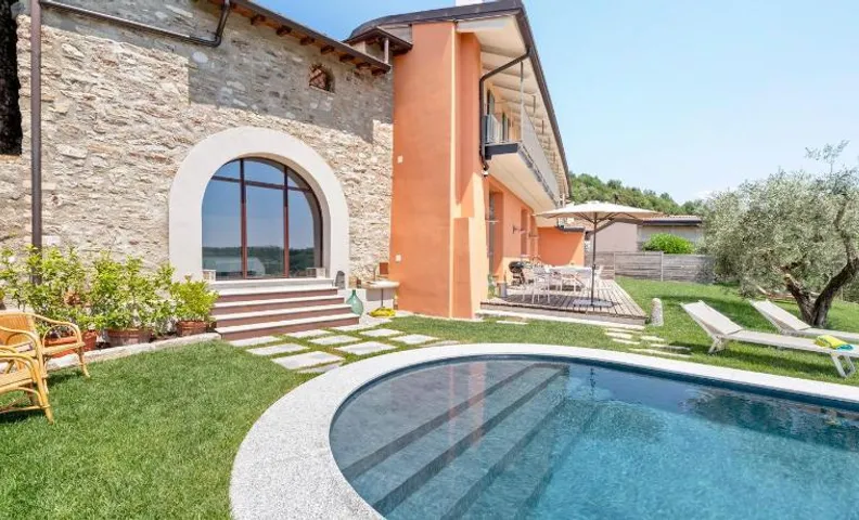 Casale San Giacomo Guest House