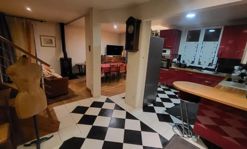 Family Home, Metro Line 14, Orly Apt