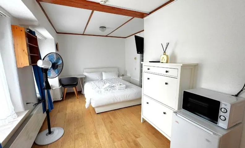 HausHarder Rooms
