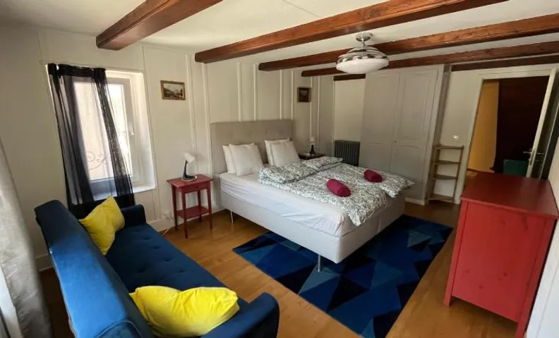 Avenue 15 Boudry Suites and Studio