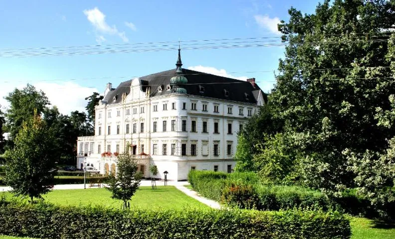 Penzion na zámku Bartošovice