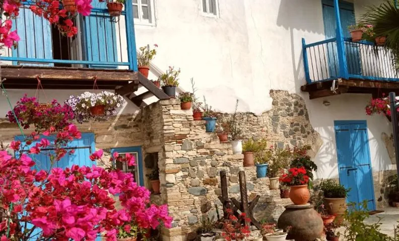 Traditional House in Pera