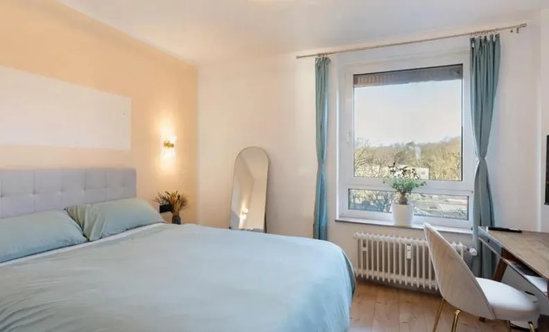 Stilvolle Privatzimmer mit Wohngemeinschaft - Top Ausstattung