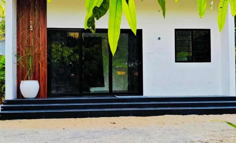 Gripzy Hideaway
