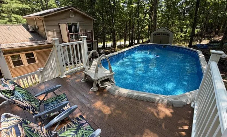 Heated Pool, Fire Pit & Forest Views Poconos