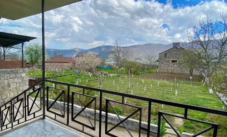 Syune Guest House