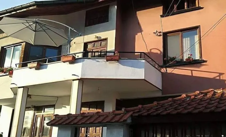 Guest House Ganovi
