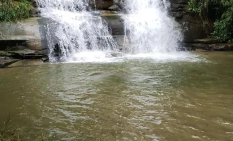 Suítes Bicuda Grande Cachoeira a 40m