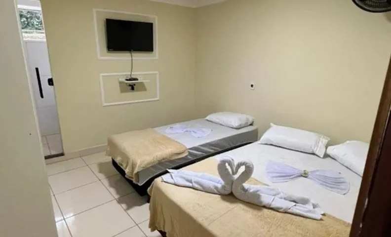 Parada real Hotel Beira da br Manhuaçu MG e Realeza MG