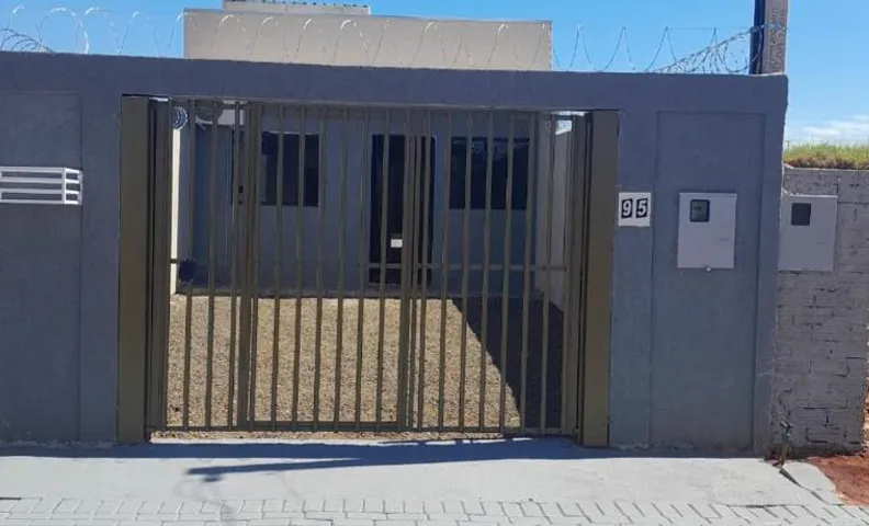 Casa privativa Próximo a Itaipu