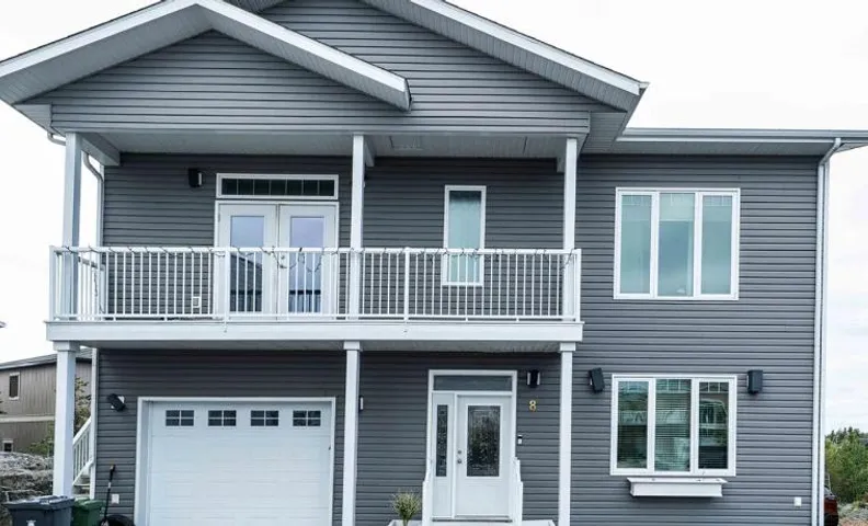 Northern Solace, 2 beds, 2 baths, 5 min to airport