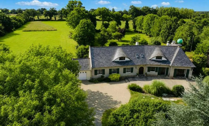 B&BDomaine La Pommeraie , Pontorson