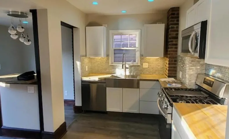 Updated cozy in central Cleveland room 2
