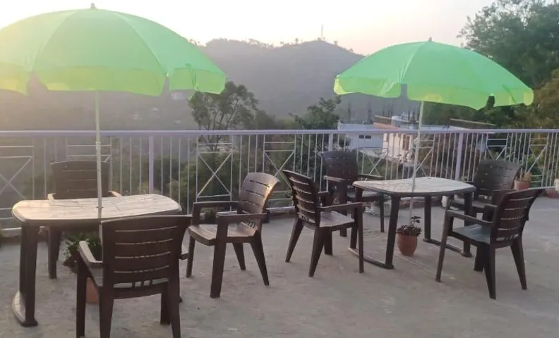 Sun Shine Haven Retreat Chandi ( Kasauli )