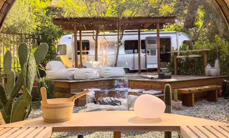 Eco-Luxe Airstream Hideaway - Minutes to Malibu Beaches