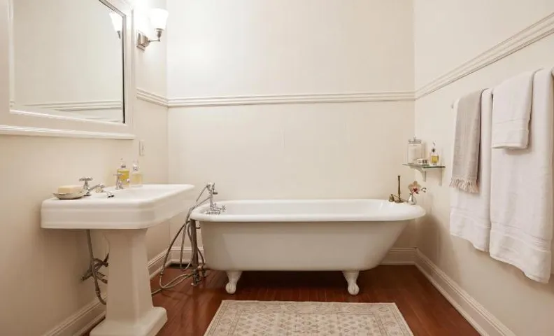 McCloud Guest House
