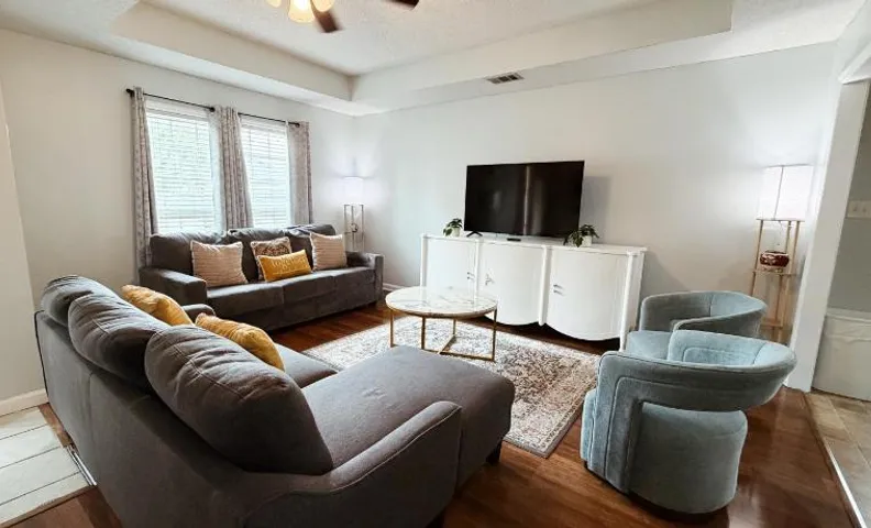 Perfect I-75 Stop 3BR2BA, Near VSU & Moody AFB