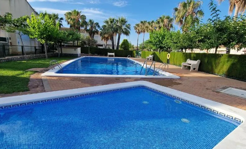 Chalet vacaciones Oropesa piscina, playa a 650m