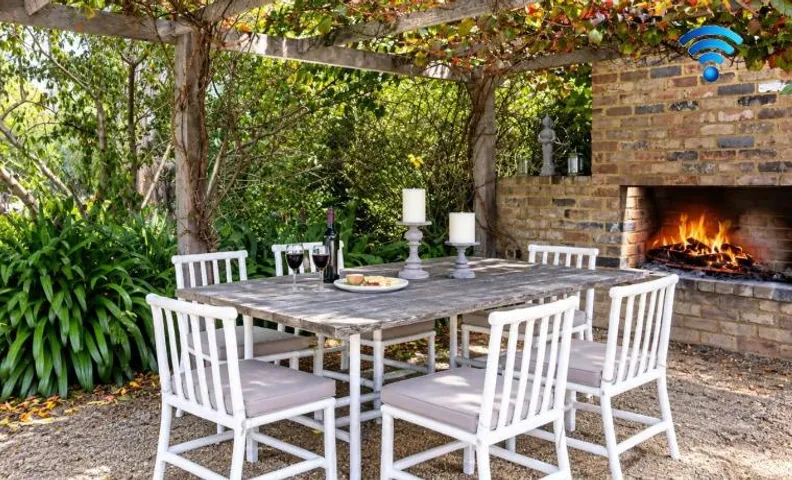 Poppy Cottage