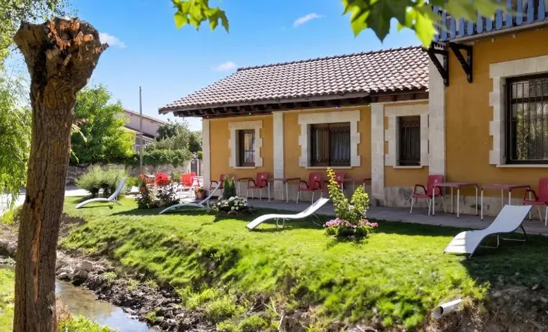 Spacious and Modern House in Cardeñuela Riopico