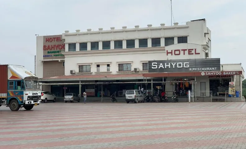 Hotel Kargil Restaurant & Guest House Dhanera