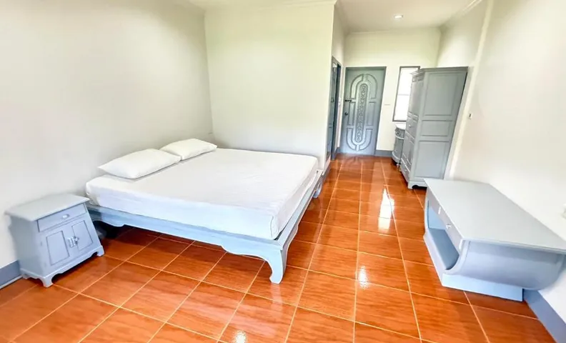 Cozy home 12